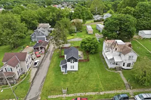 418 N Pleasant St, New Lexington, OH 43764 - Photo 7