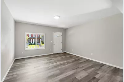 387 N Garfield Avenue, Columbus, OH 43203 - Photo 9