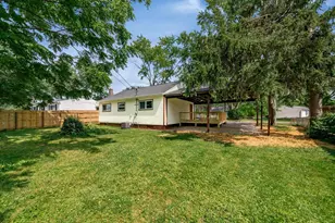 3849 Laguna Dr, Columbus, OH 43232 - Photo 49