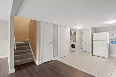 1030 Galliton Court #F, Columbus, OH 43220 - Photo 5