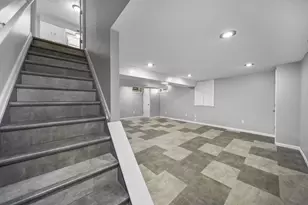 2392 Minerva Park Pl, Columbus, OH 43229 - Photo 43
