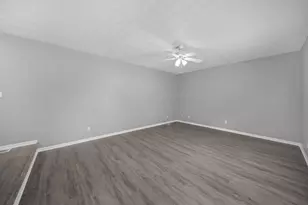 2392 Minerva Park Pl, Columbus, OH 43229 - Photo 23