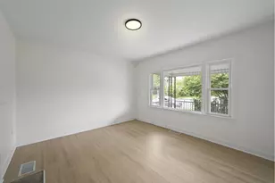 308 S Highland Ave, Columbus, OH 43223 - Photo 7