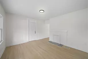 308 S Highland Ave, Columbus, OH 43223 - Photo 9