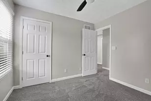 2425 Dunsworth Dr, Columbus, OH 43235 - Photo 33