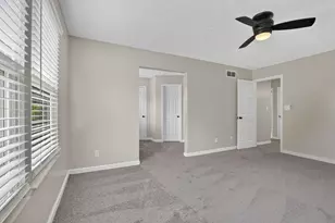 2425 Dunsworth Dr, Columbus, OH 43235 - Photo 25