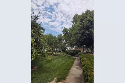 2312 Hardesty Court #H2, Columbus, OH 43204 - Photo 3
