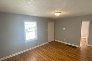 2299 Hamilton Ave, Columbus, OH 43211 - Photo 3