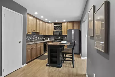 184 E Schrock Road, Westerville, OH 43081 - Photo 13