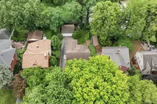 35 Brevoort Rd, Columbus, OH 43214 - Photo 43