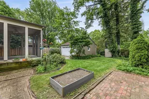 35 Brevoort Rd, Columbus, OH 43214 - Photo 41
