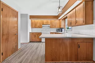 1054 Township Rd 204, Bellefontaine, OH 43311 - Photo 7
