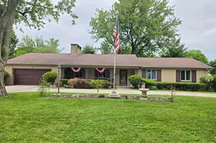 839 Vernon Heights Blvd, Marion, OH 43302 - Photo 1