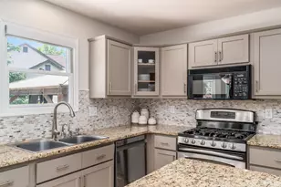 817 Hensel Woods Rd, Columbus, OH 43230 - Photo 9