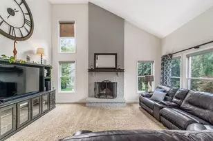817 Hensel Woods Rd, Columbus, OH 43230 - Photo 13