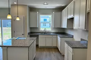 333 Honeysuckle St, South Bloomfield, OH 43103 - Photo 27