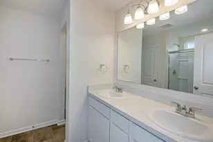 333 Honeysuckle St, South Bloomfield, OH 43103 - Photo 13