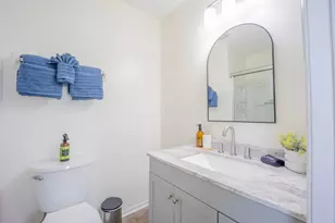 4377 Culburn Park Dr, Grove City, OH 43123 - Photo 9