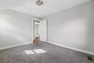 218 Whitethorne Ave, Columbus, OH 43223 - Photo 25