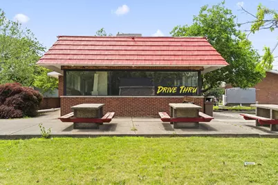 1900 Tamarack Circle S, Columbus, OH 43229 - Photo 5