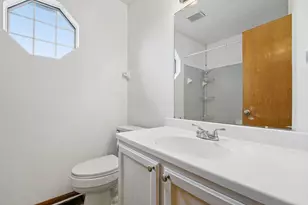 8488 Sunlight Dr, Reynoldsburg, OH 43068 - Photo 23
