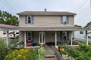 1374 Charles St, Logan, OH 43138 - Photo 1