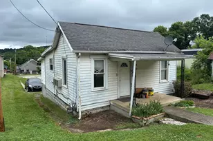 1368 Charles St, Logan, OH 43138 - Photo 5