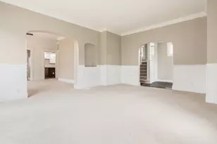 958 Forest Ave, Zanesville, OH 43701 - Photo 5