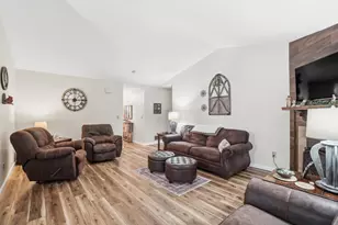 2259 Sundew Ave, Grove City, OH 43123 - Photo 5