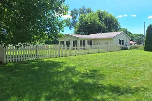 83 East St, Saint Louisville, OH 43071 - Photo 5