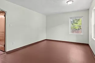 190 Lowell Rd, Columbus, OH 43209 - Photo 7