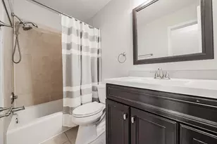 1906 Willoway Cir S, Columbus, OH 43220 - Photo 19