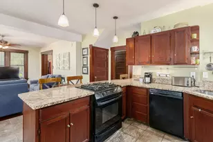23 W Orchard Ln, Columbus, OH 43214 - Photo 17