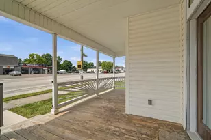 240 E Main St, West Jefferson, OH 43162 - Photo 5