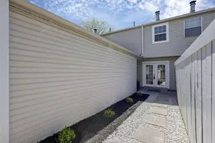 4940 Kristie Falls, Columbus, OH 43221 - Photo 25