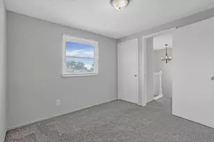 2783 Avati Dr, Columbus, OH 43207 - Photo 17