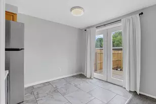 2783 Avati Dr, Columbus, OH 43207 - Photo 9