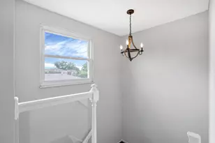 2783 Avati Dr, Columbus, OH 43207 - Photo 15