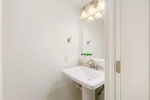 2564 Shore Line Ln, Columbus, OH 43221 - Photo 15