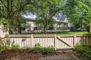 2564 Shore Line Ln, Columbus, OH 43221 - Photo 33