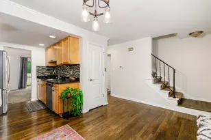2564 Shore Line Ln, Columbus, OH 43221 - Photo 5