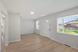 691 Basswood Rd, Columbus, OH 43207 - Photo 5
