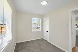 691 Basswood Rd, Columbus, OH 43207 - Photo 21