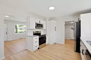 691 Basswood Rd, Columbus, OH 43207 - Photo 11