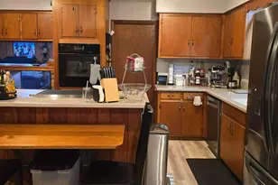 4010 Sunbury Rd, Columbus, OH 43219 - Photo 9