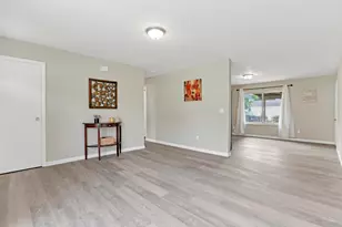 2631 Millrace Dr, Columbus, OH 43207 - Photo 7
