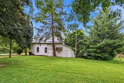 527 E High Street, Ashley, OH 43003 - Photo 35