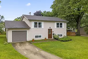417 Seneca Ave, Westerville, OH 43081 - Photo 3