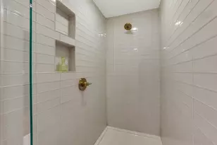 50 W Broad St, Columbus, OH 43215 - Photo 35