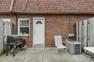 5690 Beechcroft Rd, Columbus, OH 43229 - Photo 17